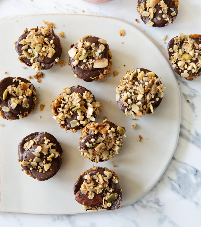 Chocolate Granola Cups